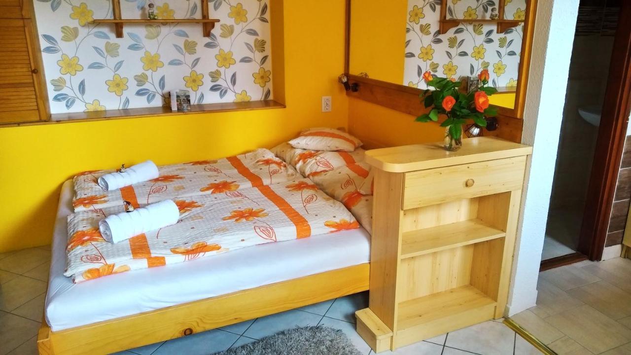 Csobogo Vendeghaz Apartment Eger Ngoại thất bức ảnh